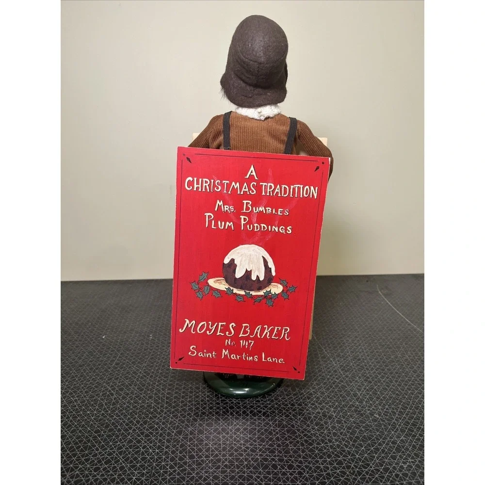 1994 Byers Choice Caroler Moyes Baker Plum Pudding Sign Man with Bell, Mint, New